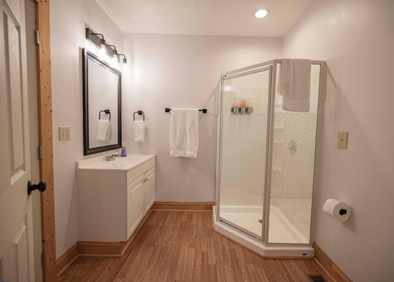 Light And Bright Cabin Close To Pates Ford Marina Smithville المظهر الخارجي الصورة